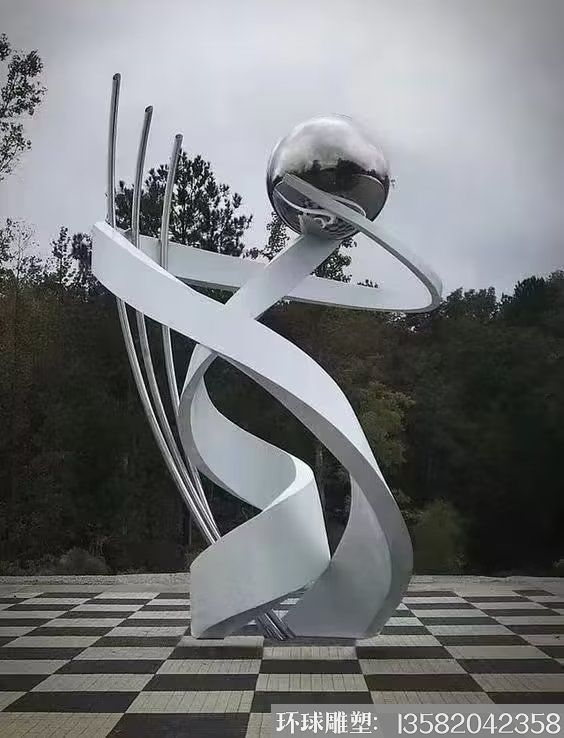 不锈钢异型球体结合雕塑